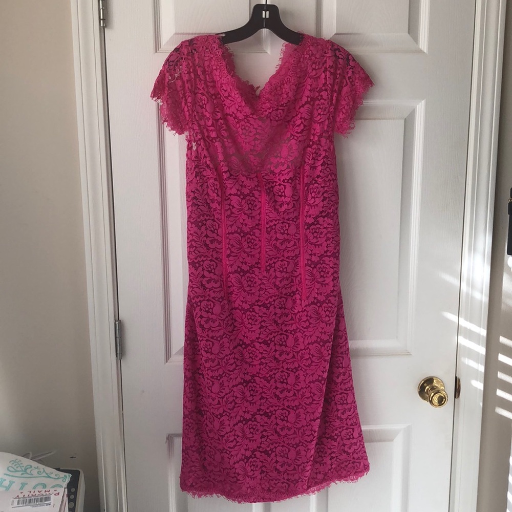 Pink Monique Lhuillier Lace Sheath Midi Dress